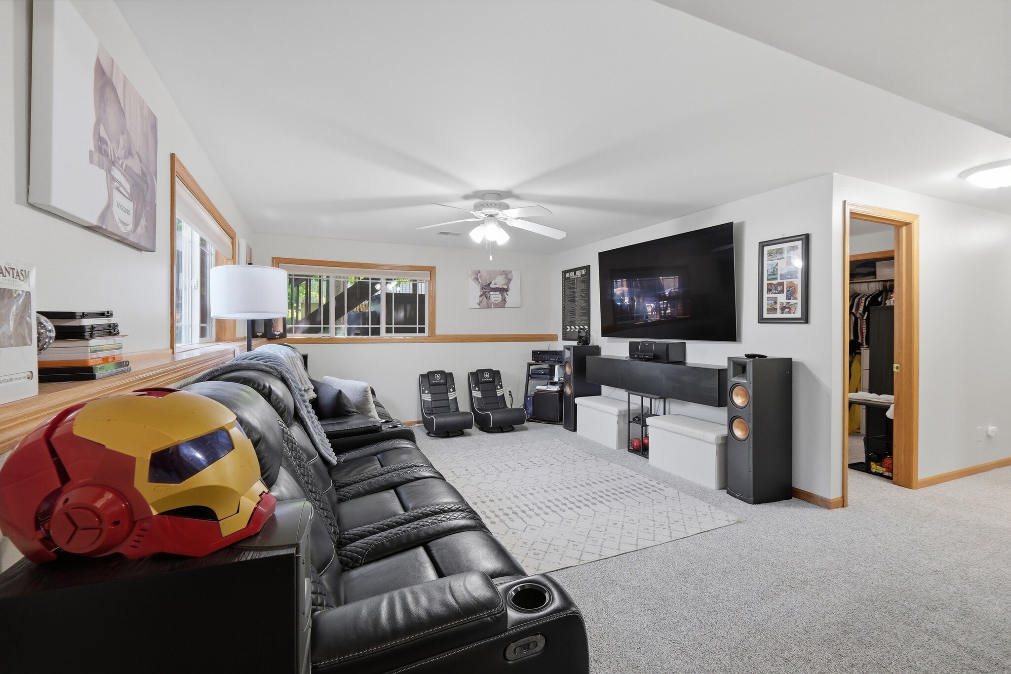 LL Family Room - 1051 Tamarack Way