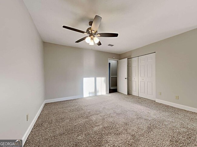 Building Photo - 968 Country Oaks Ct