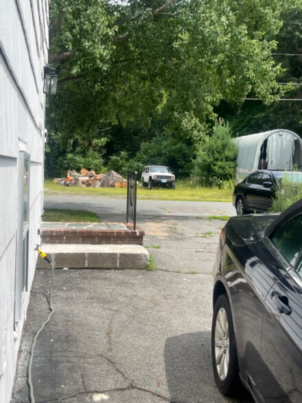 Building Photo - 35 12th Ave