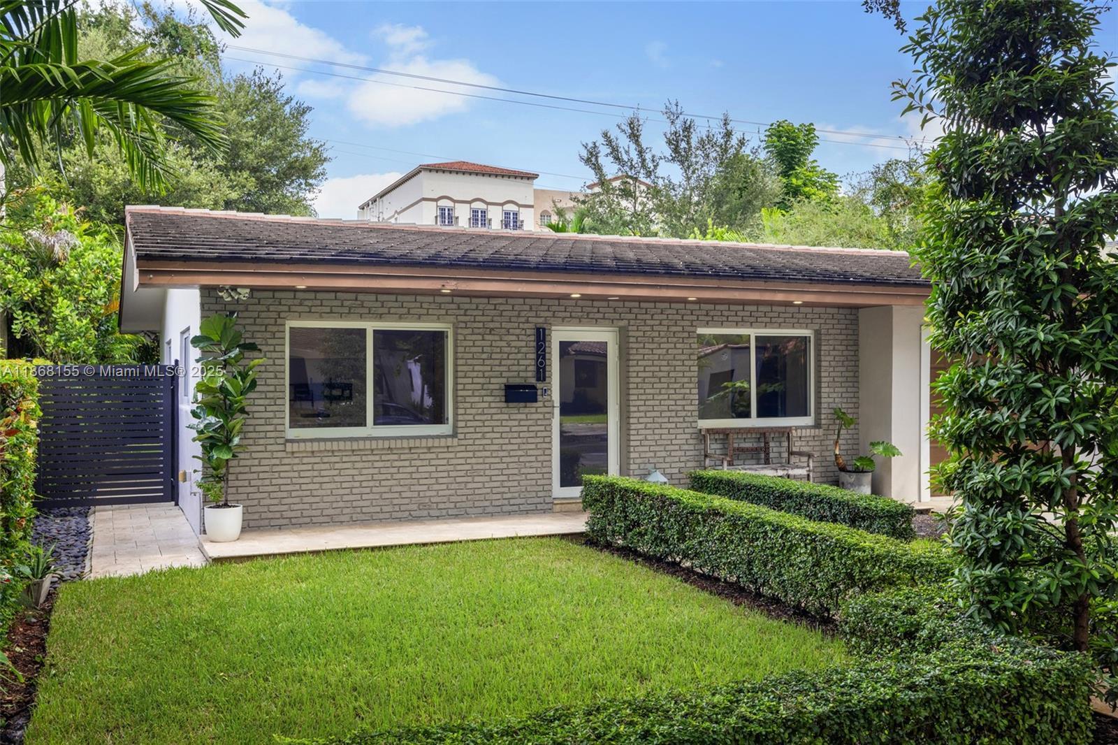 Building Photo - 1261 San Miguel Ave