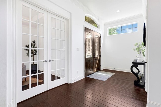 Building Photo - 19003 Cove Manor Dr