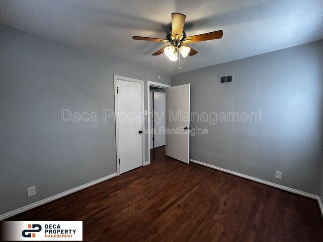 Building Photo - 3940 Wilmington Ave