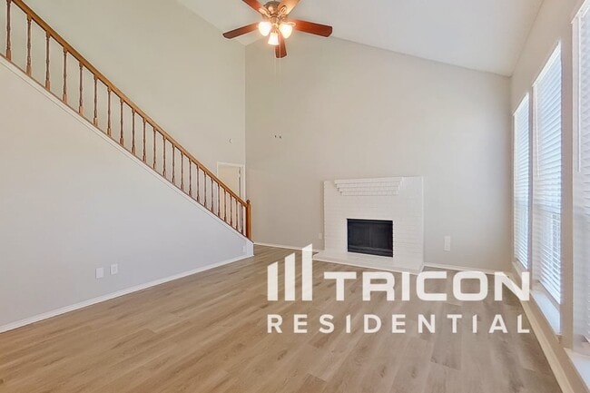 Building Photo - 809 Waggoman Rd