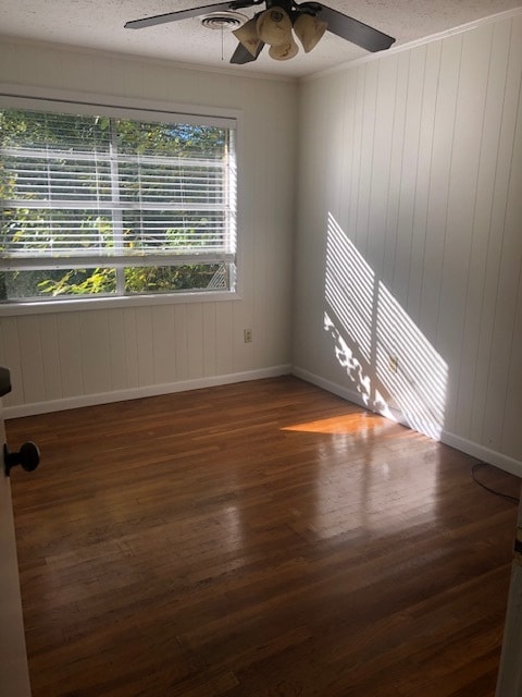 Building Photo - 213 N 6th St