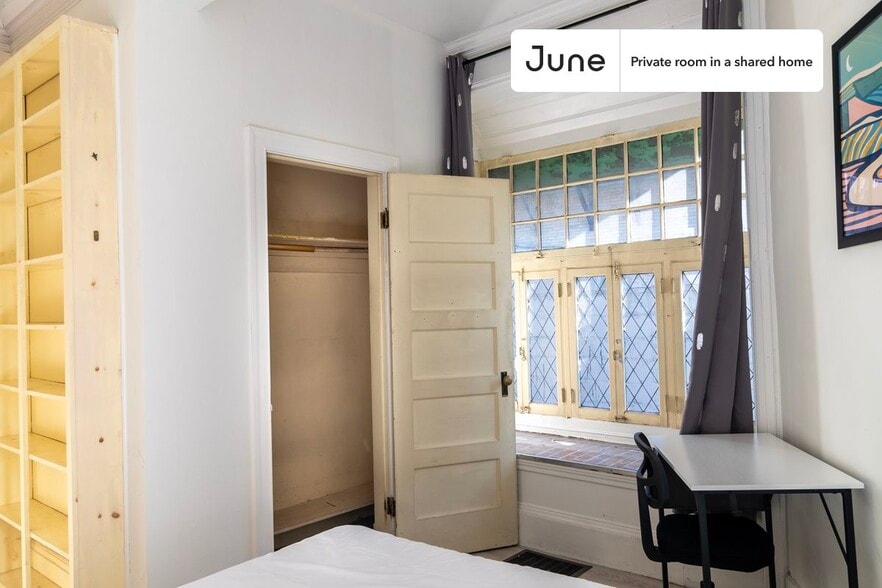 Building Photo - Room in Shared 4 bed/1.5 bath home