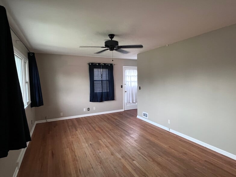 Living Room, oak flooring - 8120 Burdette St