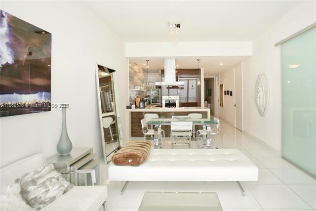 Building Photo - 1100 Biscayne Blvd