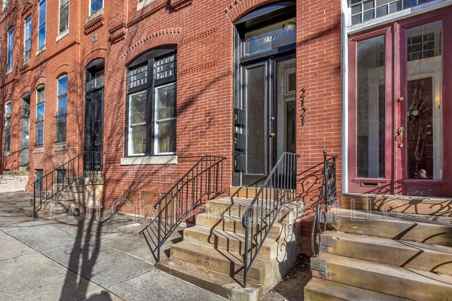 Building Photo - 2121 St Paul St