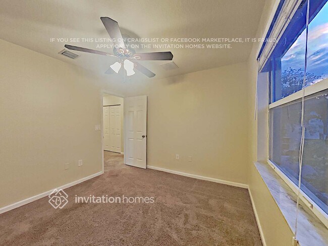 Building Photo - 5352 SW 155th Ave