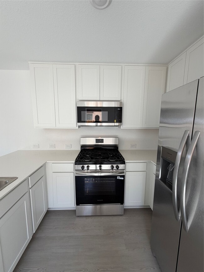 Building Photo - 16819 Old Wagon Wy