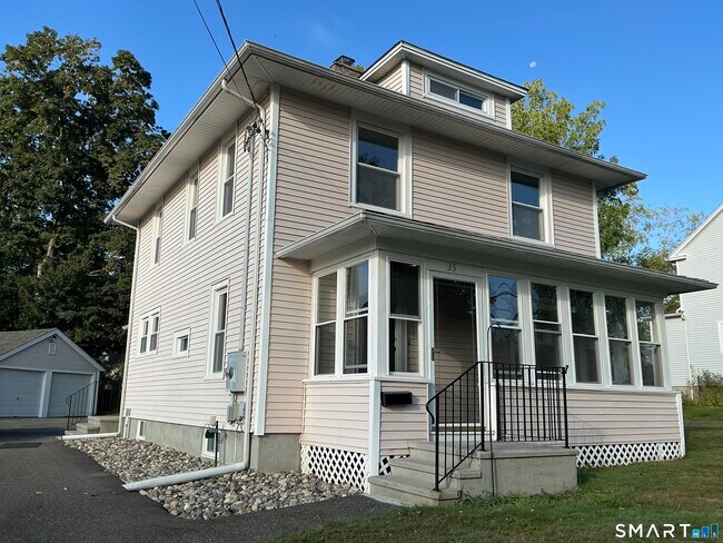 Building Photo - 35 West St