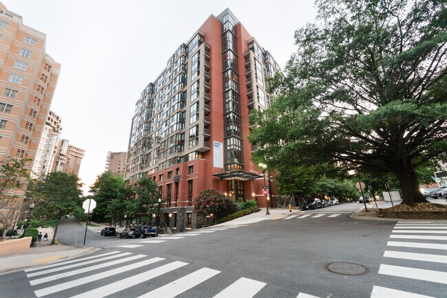 Building Photo - 1510 Clarendon Blvd