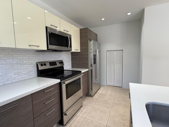 Building Photo - 20711 SW 80th Ct