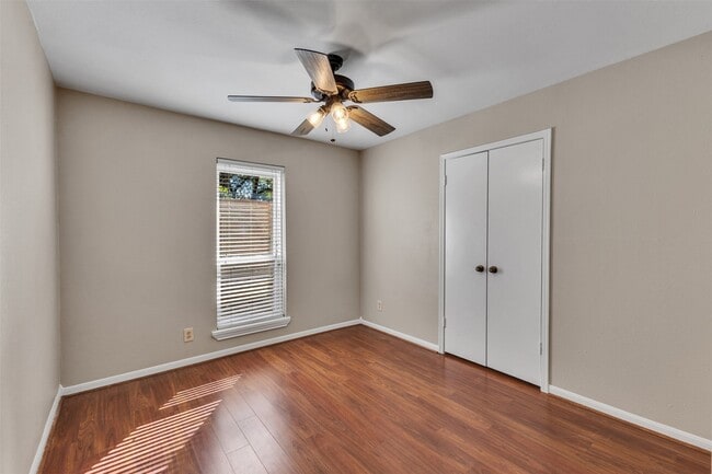 Building Photo - 8318 Amurwood Dr