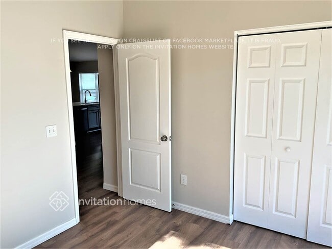 Building Photo - 10624 Navigation Dr