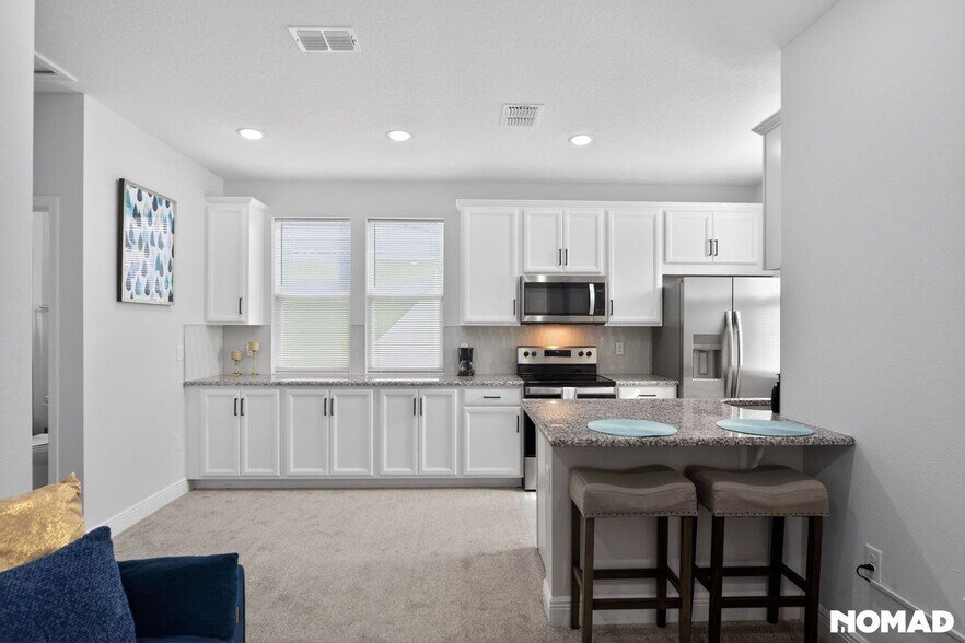 Building Photo - 10322 Marconi Ave