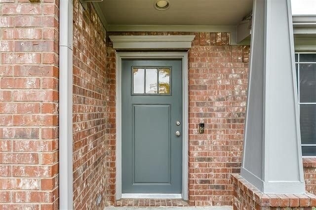 Building Photo - 2661 Calmwater Dr