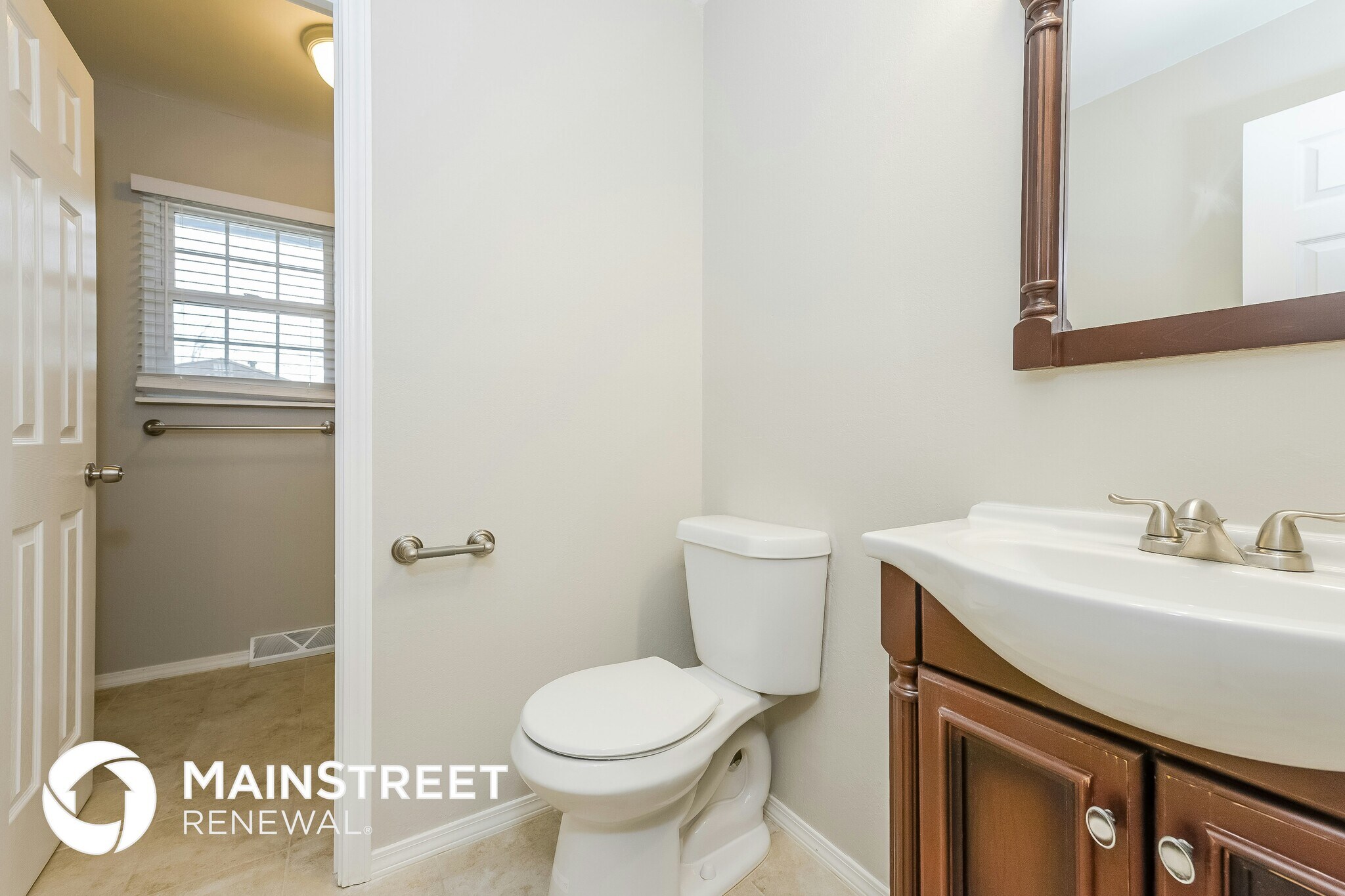 Building Photo - 504 SW Shamrock Pl