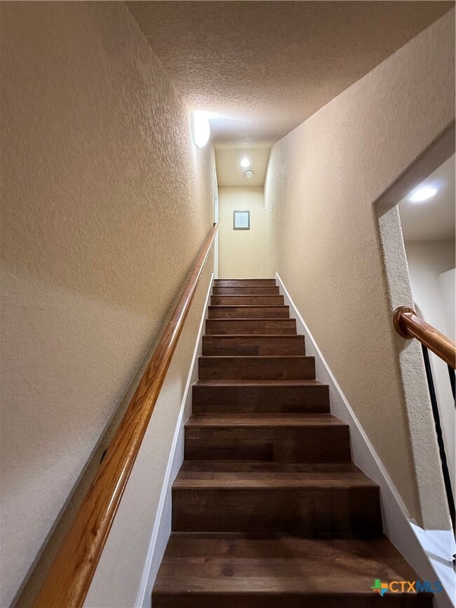 Building Photo - 3161 Birch Bend