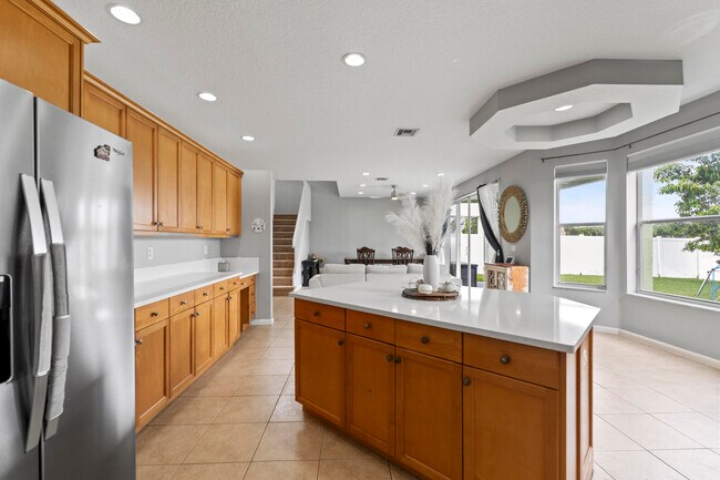 Building Photo - 2253 Balsan Way