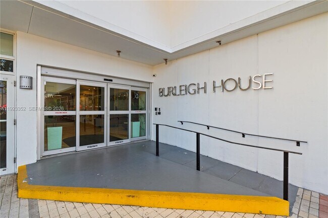 Building Photo - 7135 Collins Ave