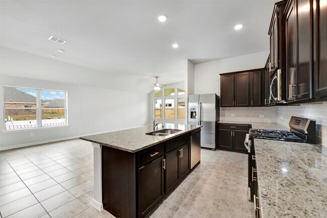 Building Photo - 2207 Villa Flora Ln