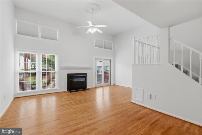 Building Photo - 13937 Middle Creek Pl