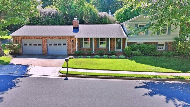 Building Photo - 8097 Winding Way Ct