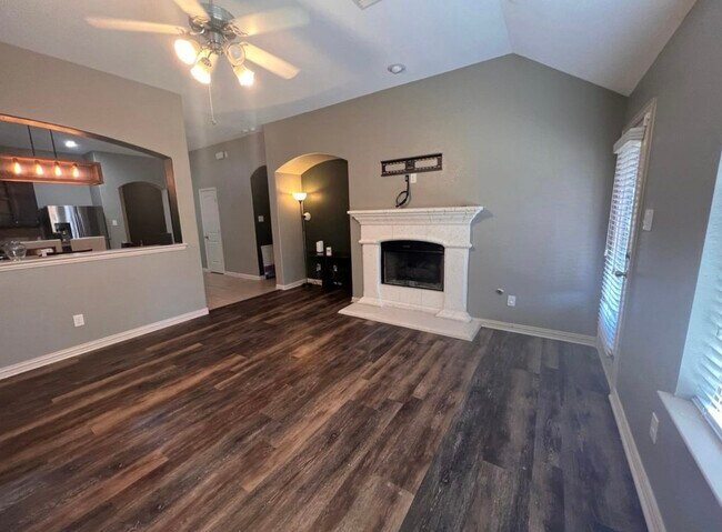 Building Photo - 2326 Horned Owl Dr