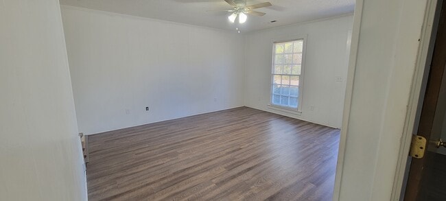 Building Photo - 5426 Sidbury Rd