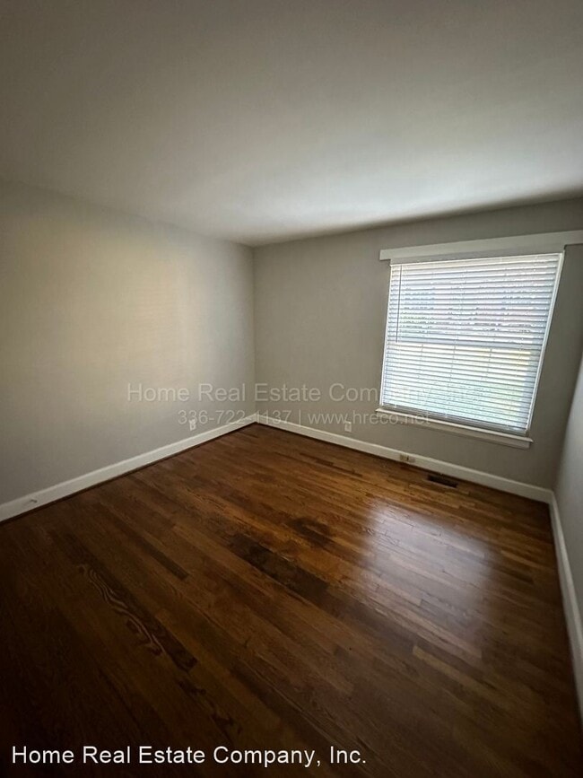 Building Photo - 1 br, 1 bath House - 2636 Greenbrier Road ...