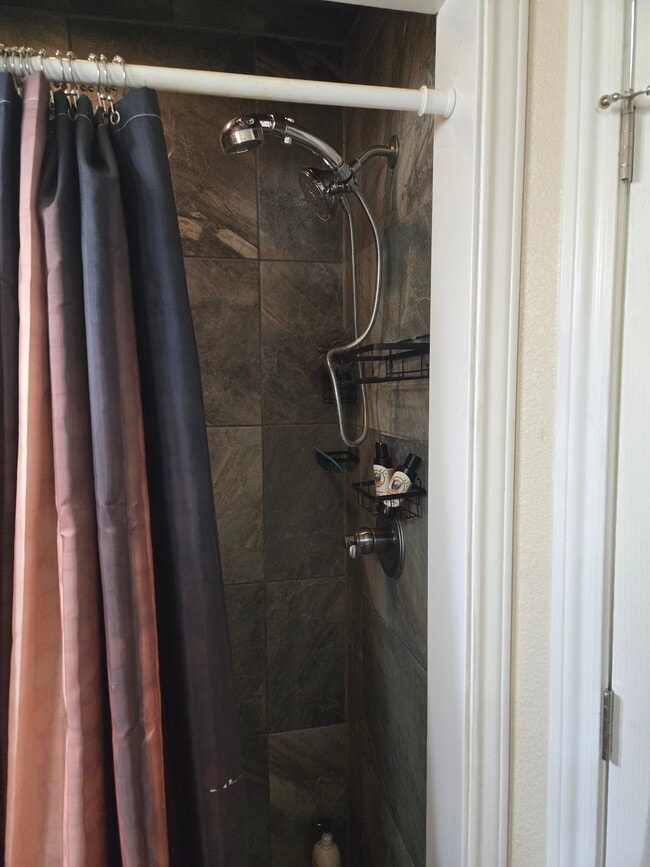 Building Photo - 3408 Lauren St