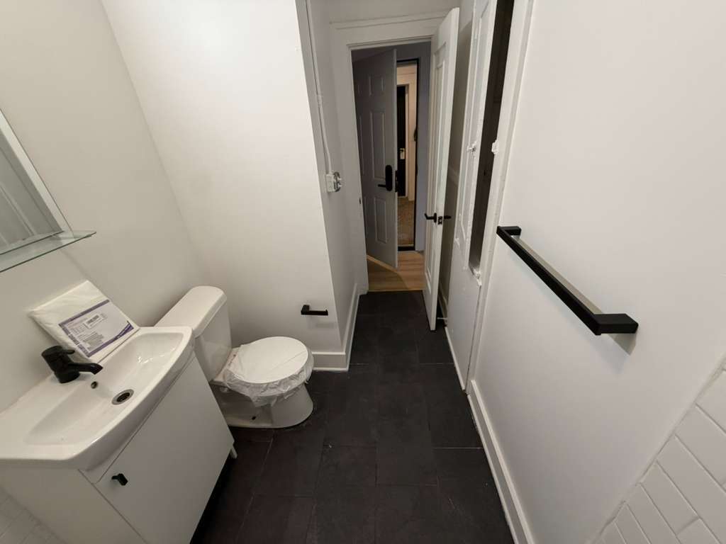 Building Photo - 1384 W 83rd St