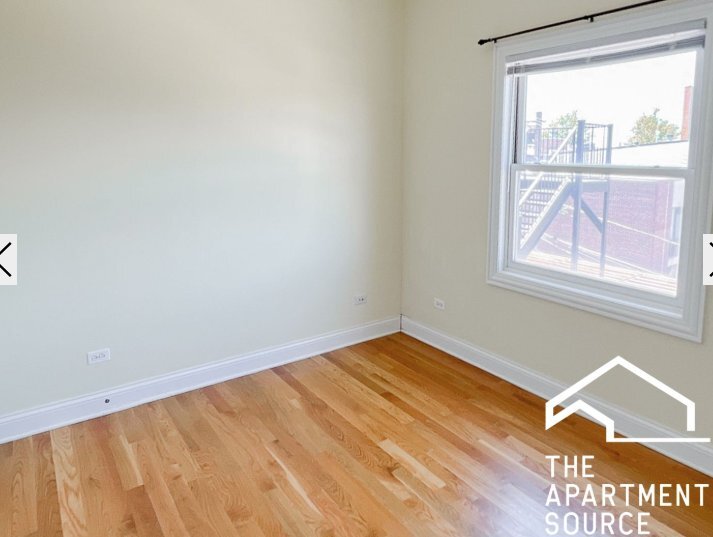 Building Photo - 2330 N Greenview Ave
