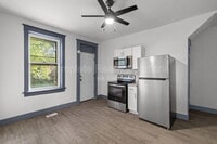 Building Photo - 510-512 Fassen Street