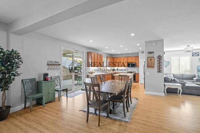 Building Photo - 16704 Fox Trot Ln