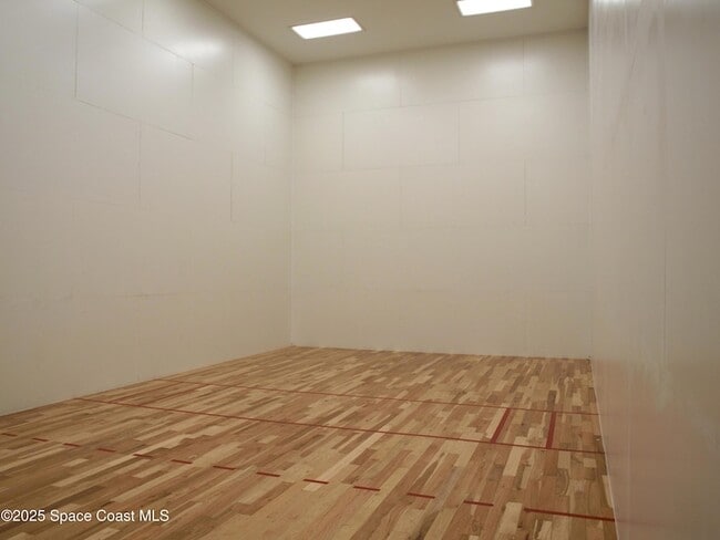 Building Photo - 9012 Scarsdale Ct