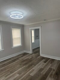 Building Photo - 23 Everett Ave