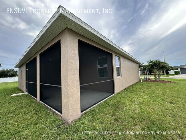 Building Photo - 3825 Milflores Dr