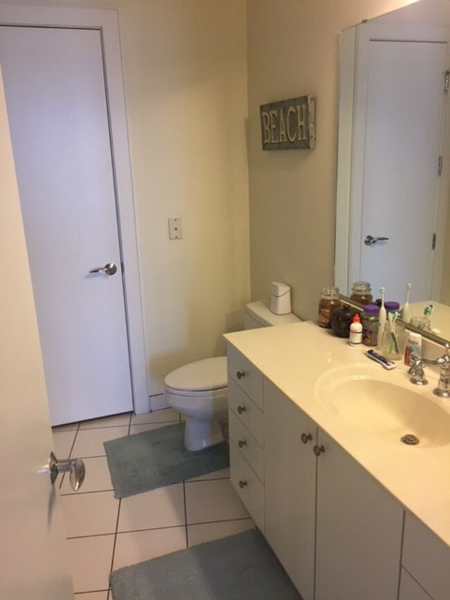 Building Photo - Chapel Hill / 2BR Southern Village Condo A...