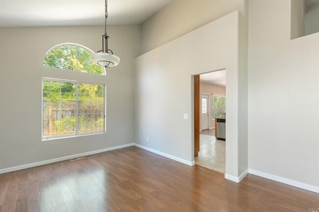 Building Photo - Solar - Huge Savings - 4 Bedrooms - 3 Bath...