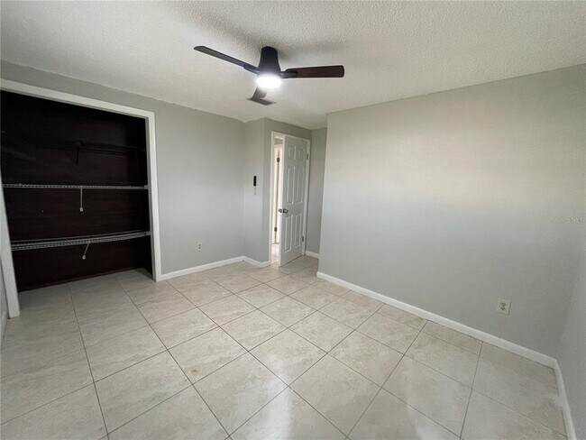 Building Photo - 1657 N Chickasaw Trail