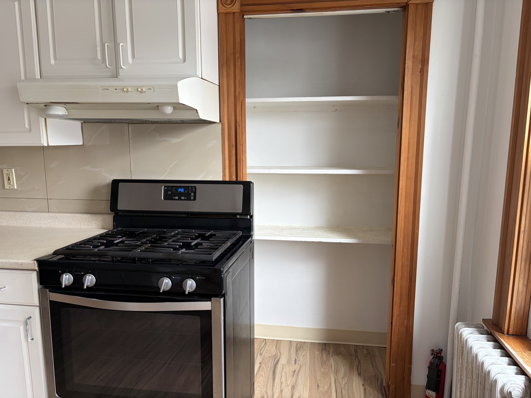 Kitchen - 6 Smythe St