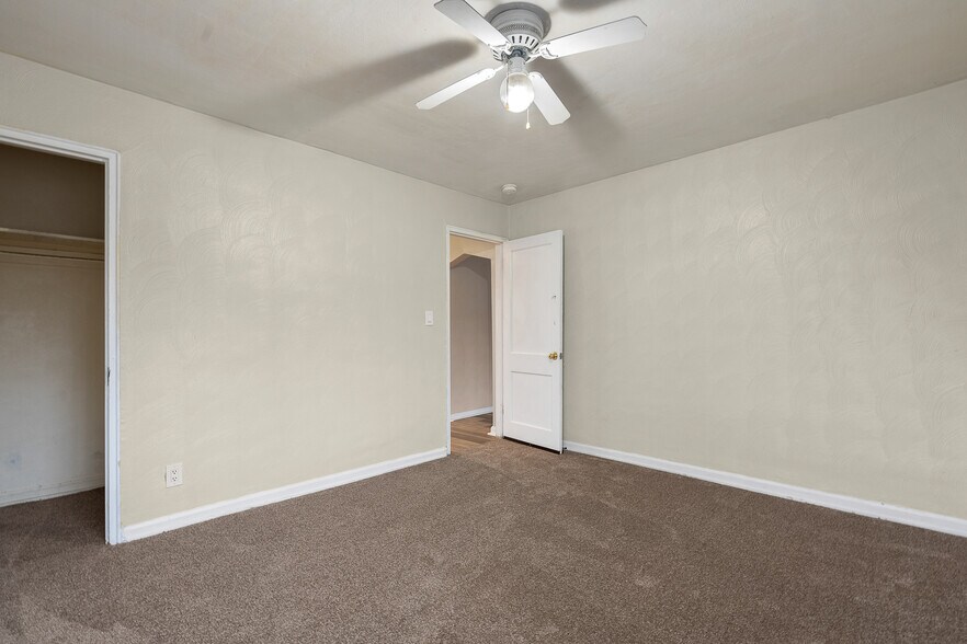 Building Photo - 602 Rockford Ave