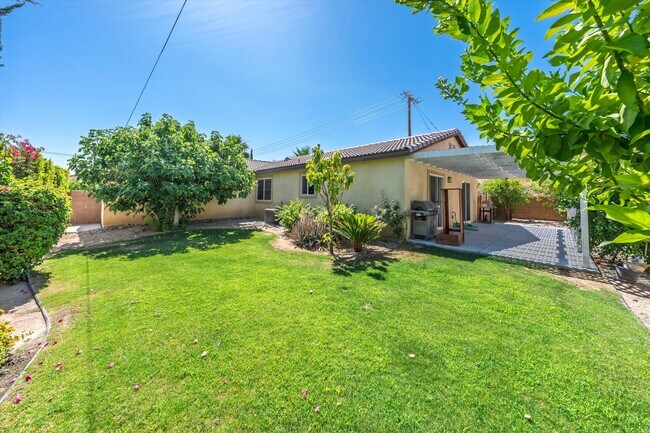 Building Photo - 51735 Avenida Obregon