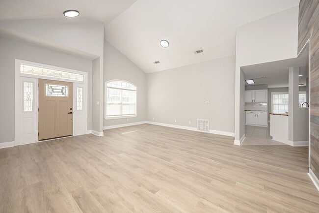 Building Photo - Completed Updated Home for Rent