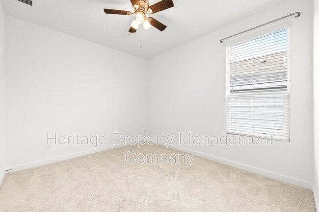 Building Photo - 4044 Rock Ml Dm
