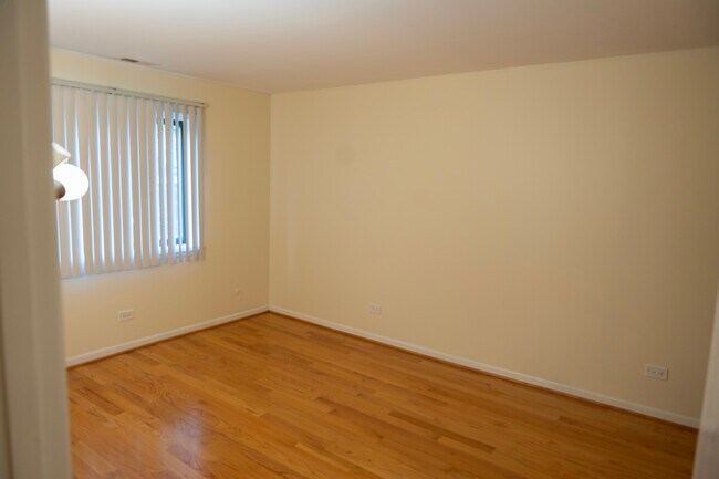 Building Photo - 1026 Castilian Ct