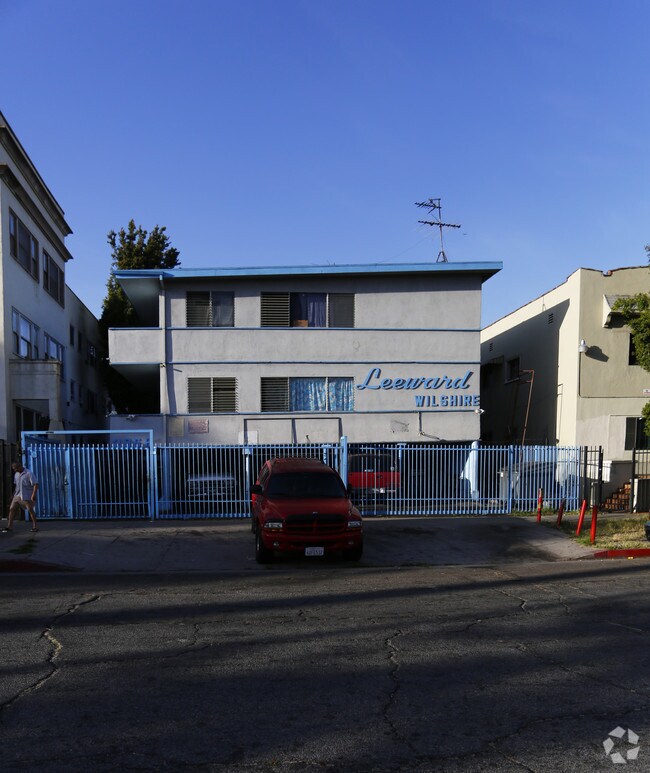 Building Photo - 2866 Leeward Ave