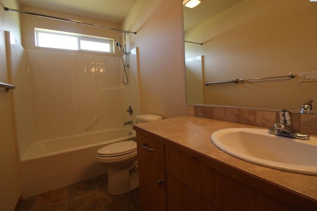Building Photo - 3 Bed/2 Bath Richland House